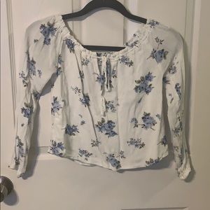 XS Hollister top